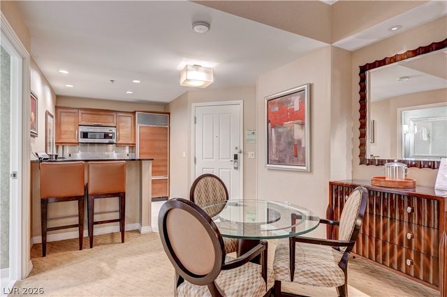 125 East HARMON Avenue 3419 & 3421, Las Vegas, NV 89109