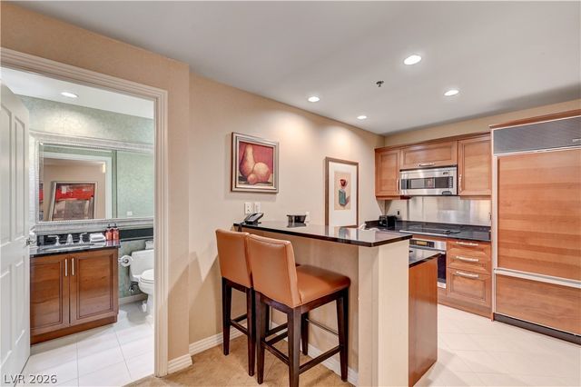125 East HARMON Avenue 3419 & 3421, Las Vegas, NV 89109