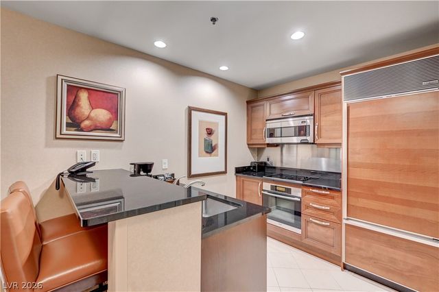 125 East HARMON Avenue 3419 & 3421, Las Vegas, NV 89109