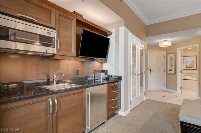 125 East HARMON Avenue 3419 & 3421, Las Vegas, NV 89109