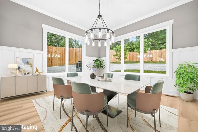 1905 N TAYLOR ST, Arlington, VA 22207