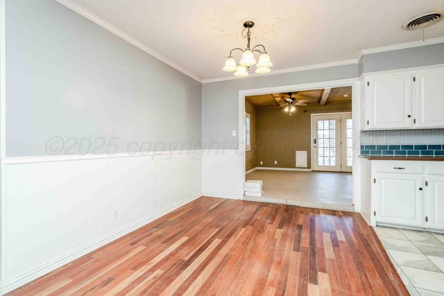 39 Crockett Drive, Tulia, TX 79088