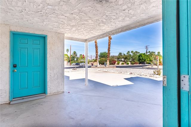 52745 Avenida Obregon, La Quinta, CA 92253