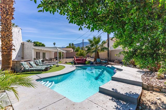 52745 Avenida Obregon, La Quinta, CA 92253
