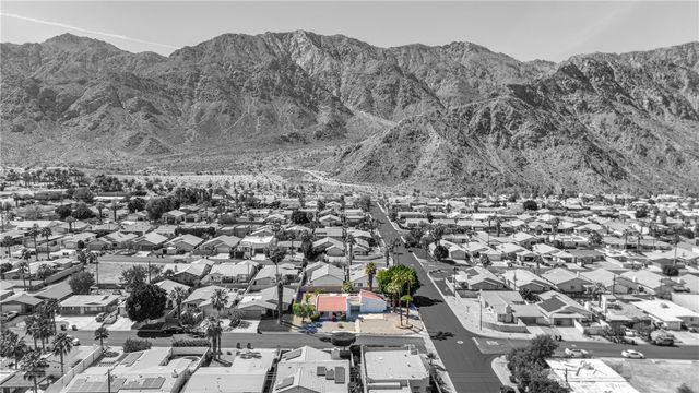 52745 Avenida Obregon, La Quinta, CA 92253