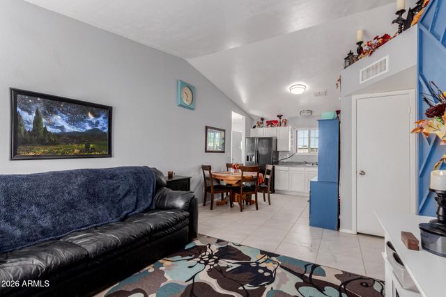 460 N 104TH Street, Mesa, AZ 85207