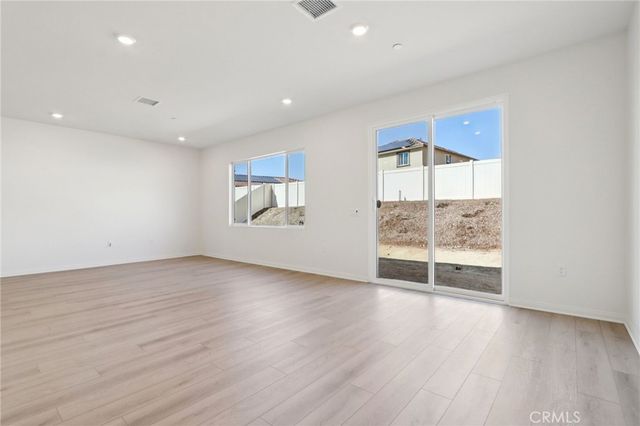 4671 Swan Avenue, Lake Elsinore, CA 92530