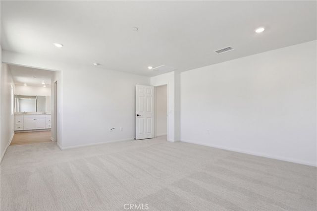 4671 Swan Avenue, Lake Elsinore, CA 92530