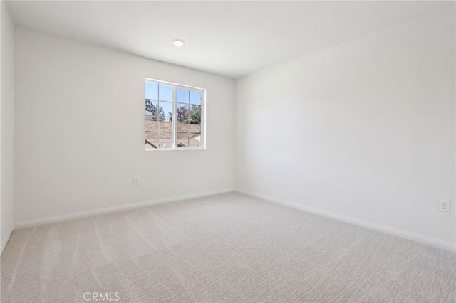4671 Swan Avenue, Lake Elsinore, CA 92530