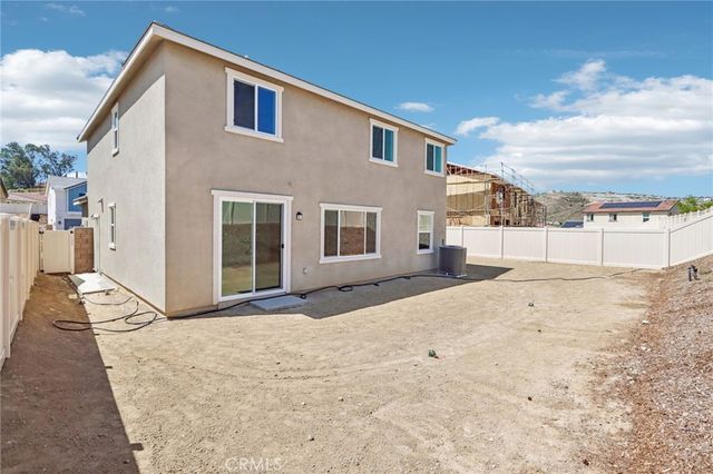 4671 Swan Avenue, Lake Elsinore, CA 92530