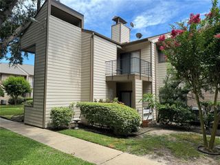 7128 N Holiday Drive, Galveston, TX 77550