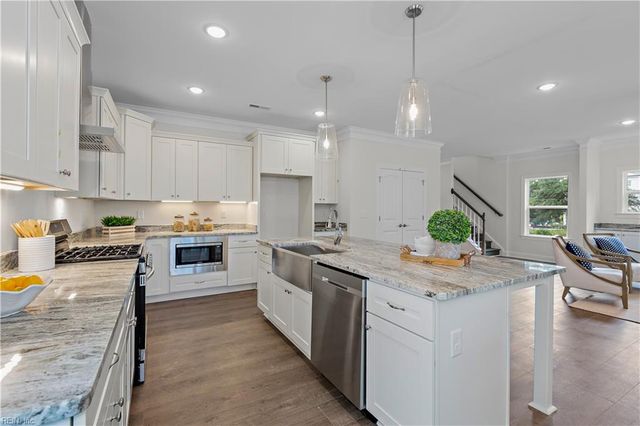 1217 Manchester Ave, Norfolk, VA 23508