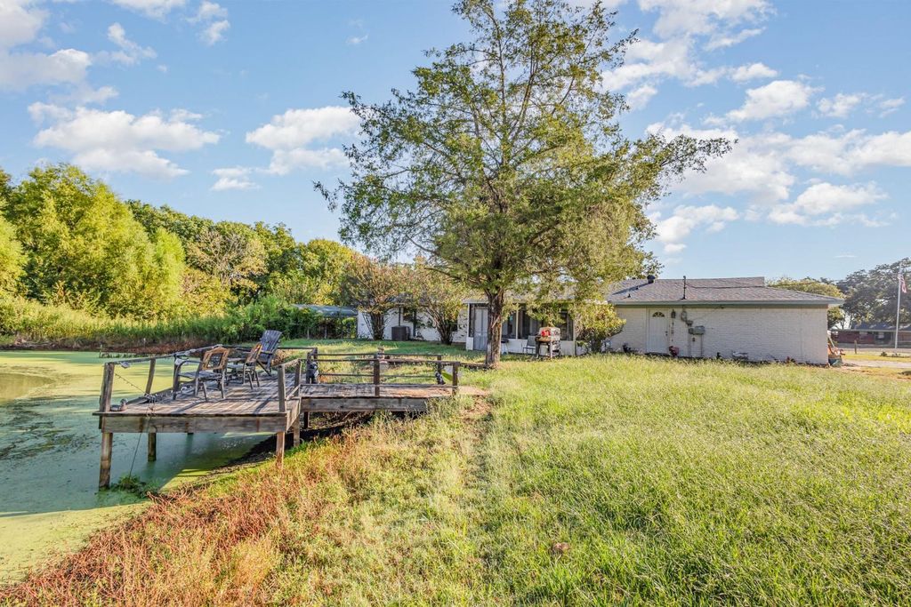 18888 State Highway 274, Kemp, TX 75143