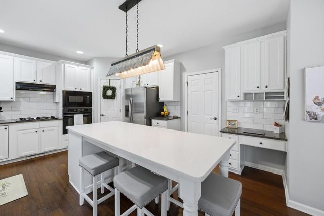 7630 Tenspeed Court, Flowery Branch, GA 30542