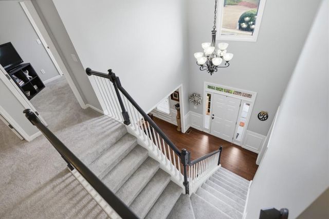 7630 Tenspeed Court, Flowery Branch, GA 30542