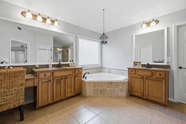 7630 Tenspeed Court, Flowery Branch, GA 30542