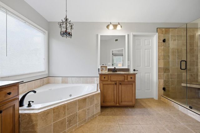 7630 Tenspeed Court, Flowery Branch, GA 30542