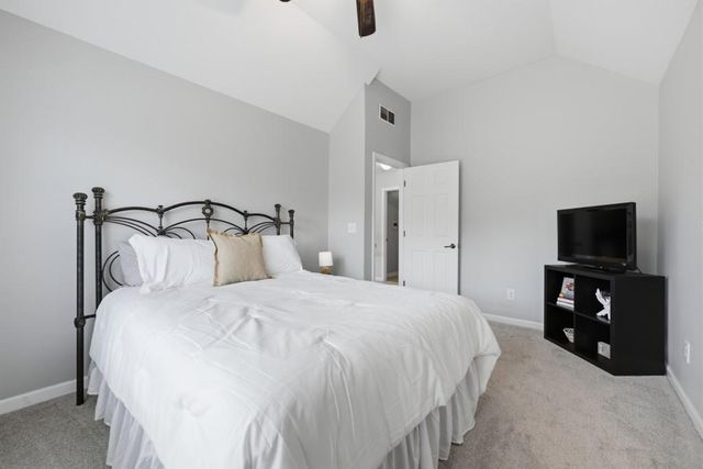 7630 Tenspeed Court, Flowery Branch, GA 30542