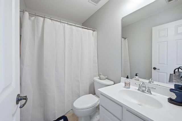 7630 Tenspeed Court, Flowery Branch, GA 30542