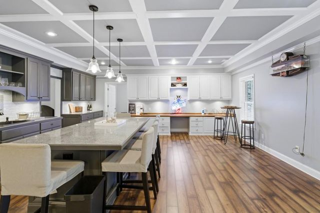 7630 Tenspeed Court, Flowery Branch, GA 30542