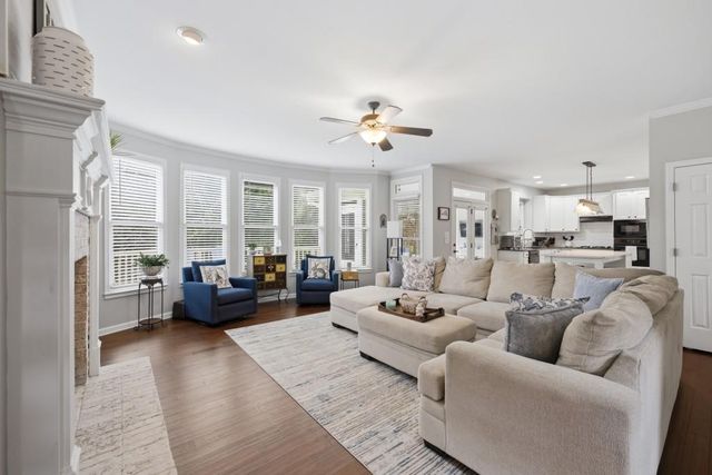 7630 Tenspeed Court, Flowery Branch, GA 30542