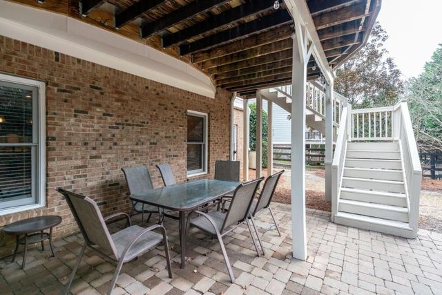 7630 Tenspeed Court, Flowery Branch, GA 30542