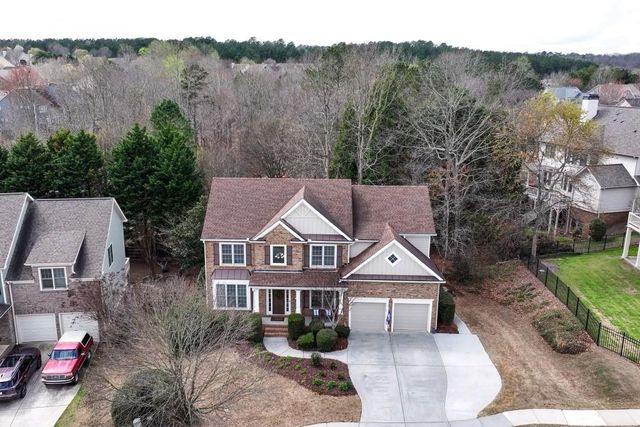 7630 Tenspeed Court, Flowery Branch, GA 30542