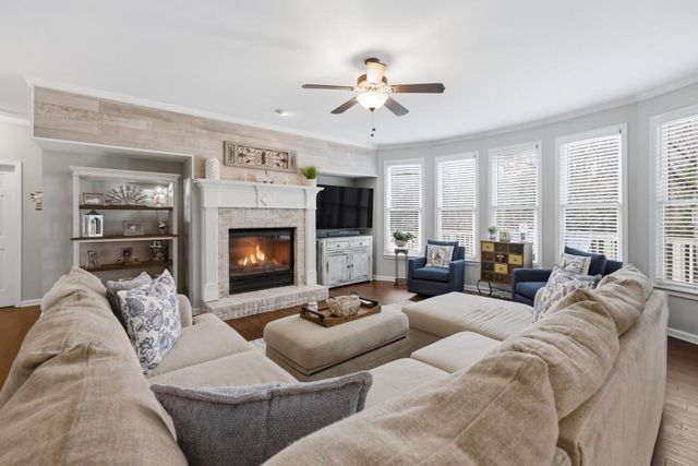 7630 Tenspeed Court, Flowery Branch, GA 30542