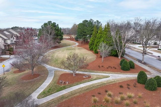 7630 Tenspeed Court, Flowery Branch, GA 30542