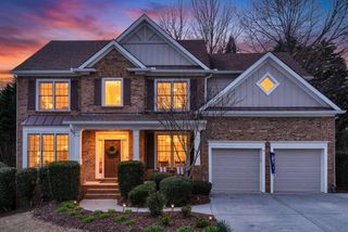 7630 Tenspeed Court, Flowery Branch, GA 30542