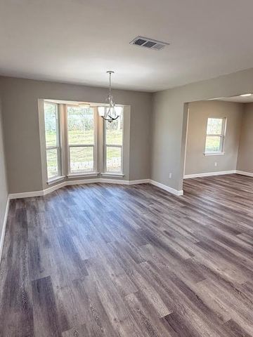 2805 Burlwood Drive, Dalworthington Gardens, TX 76016