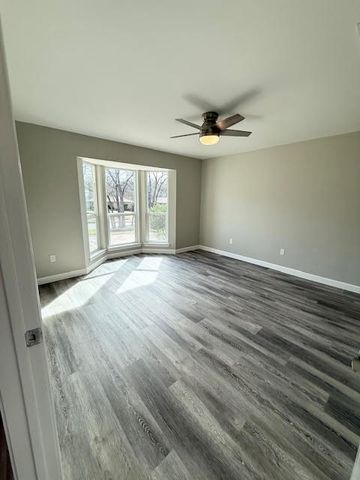 2805 Burlwood Drive, Dalworthington Gardens, TX 76016