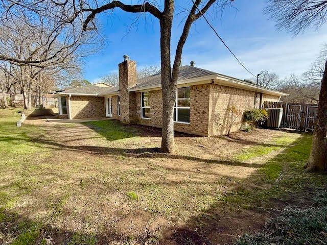 2805 Burlwood Drive, Dalworthington Gardens, TX 76016