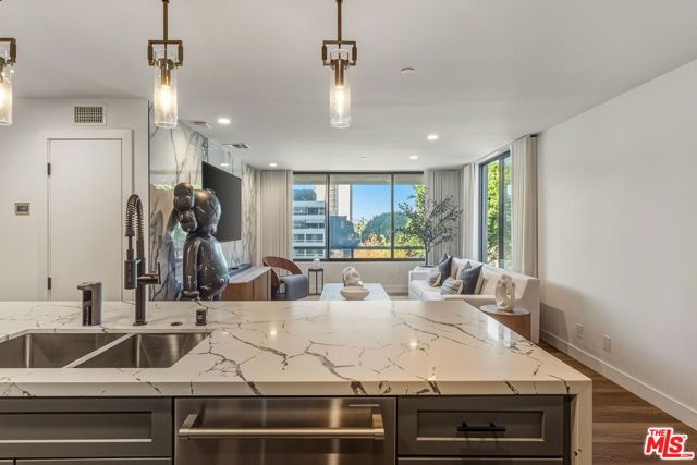 121 S Hope Street 334, Los Angeles, CA 90012