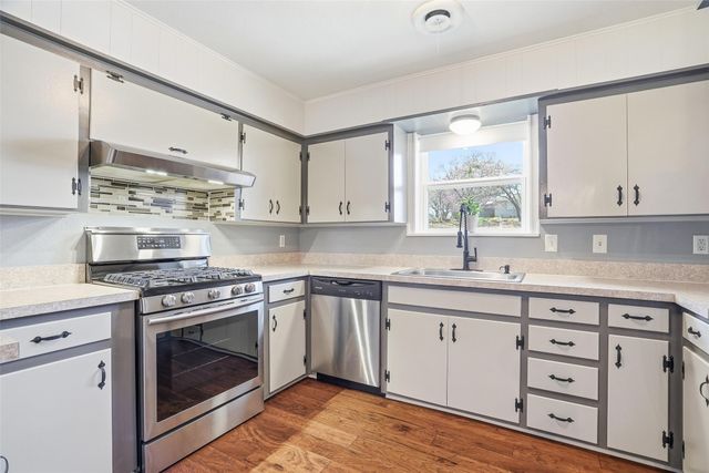 1307 Bois D Arc Street, Weatherford, TX 76086