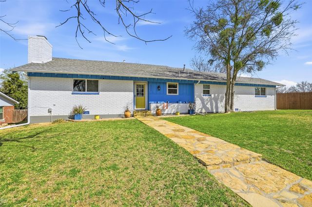 1307 Bois D Arc Street, Weatherford, TX 76086