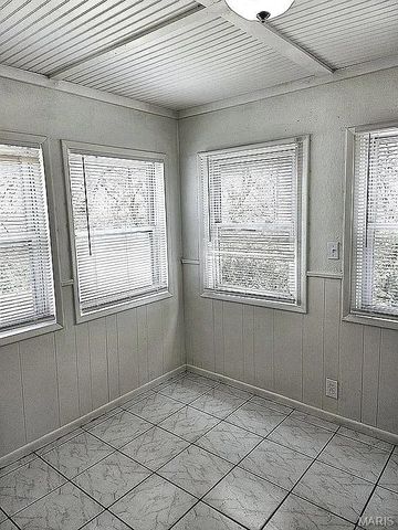 7309 Jenwood Avenue, Jennings, MO 63136
