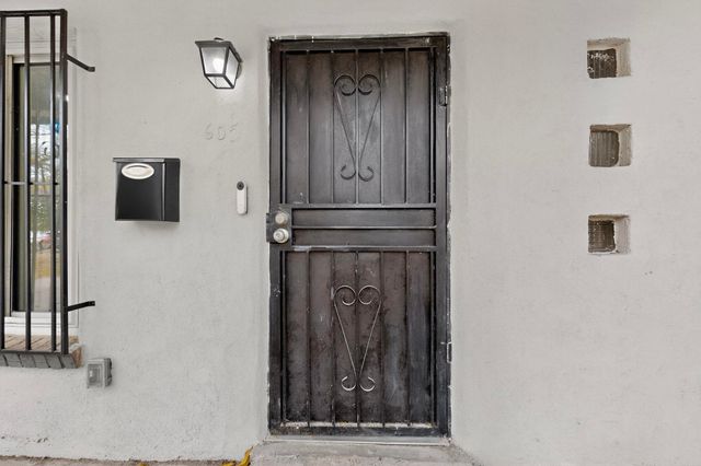 605 Ortiz Drive SE, Albuquerque, NM 87108