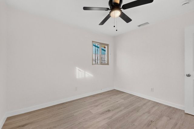 605 Ortiz Drive SE, Albuquerque, NM 87108