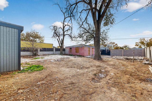 605 Ortiz Drive SE, Albuquerque, NM 87108