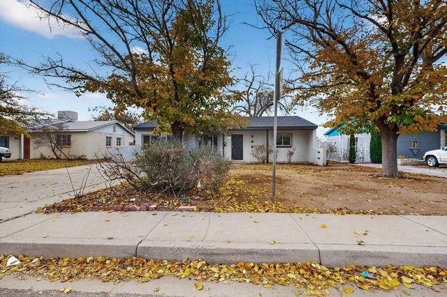 605 Ortiz Drive SE, Albuquerque, NM 87108