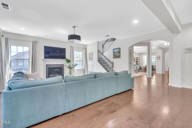 899 Legacy Falls Drive S, Chapel Hill, NC 27517