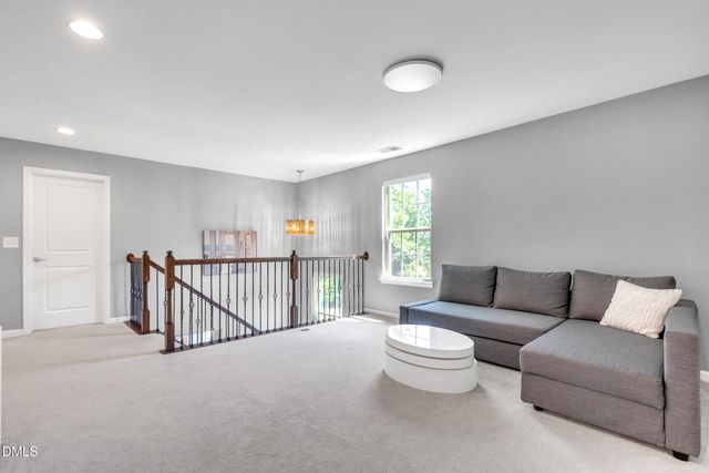 899 Legacy Falls Drive S, Chapel Hill, NC 27517