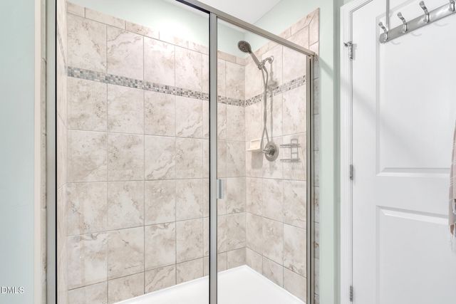 899 Legacy Falls Drive S, Chapel Hill, NC 27517