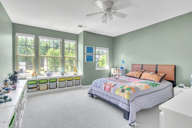 899 Legacy Falls Drive S, Chapel Hill, NC 27517