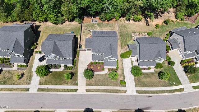 899 Legacy Falls Drive S, Chapel Hill, NC 27517