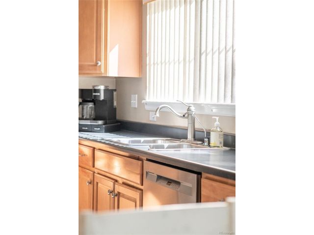 7466 S Norfolk St, Aurora, CO 80016
