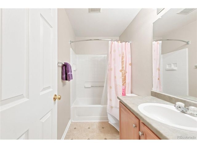 7466 S Norfolk St, Aurora, CO 80016
