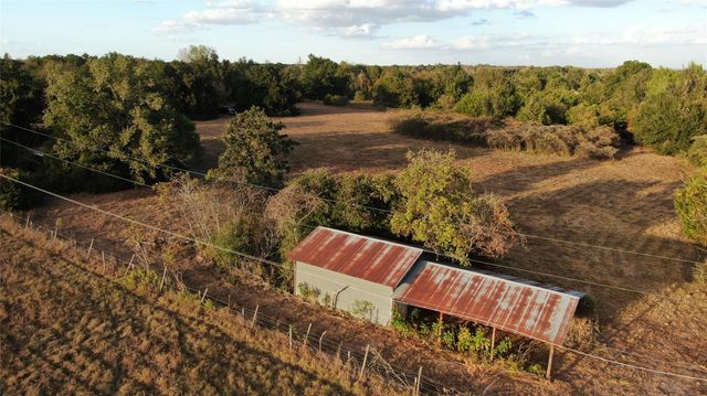 503 County Road 350, Gause, TX 77857