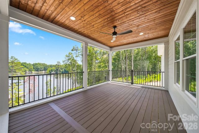 5317 Shoreline Way, Granite Falls, NC 28630